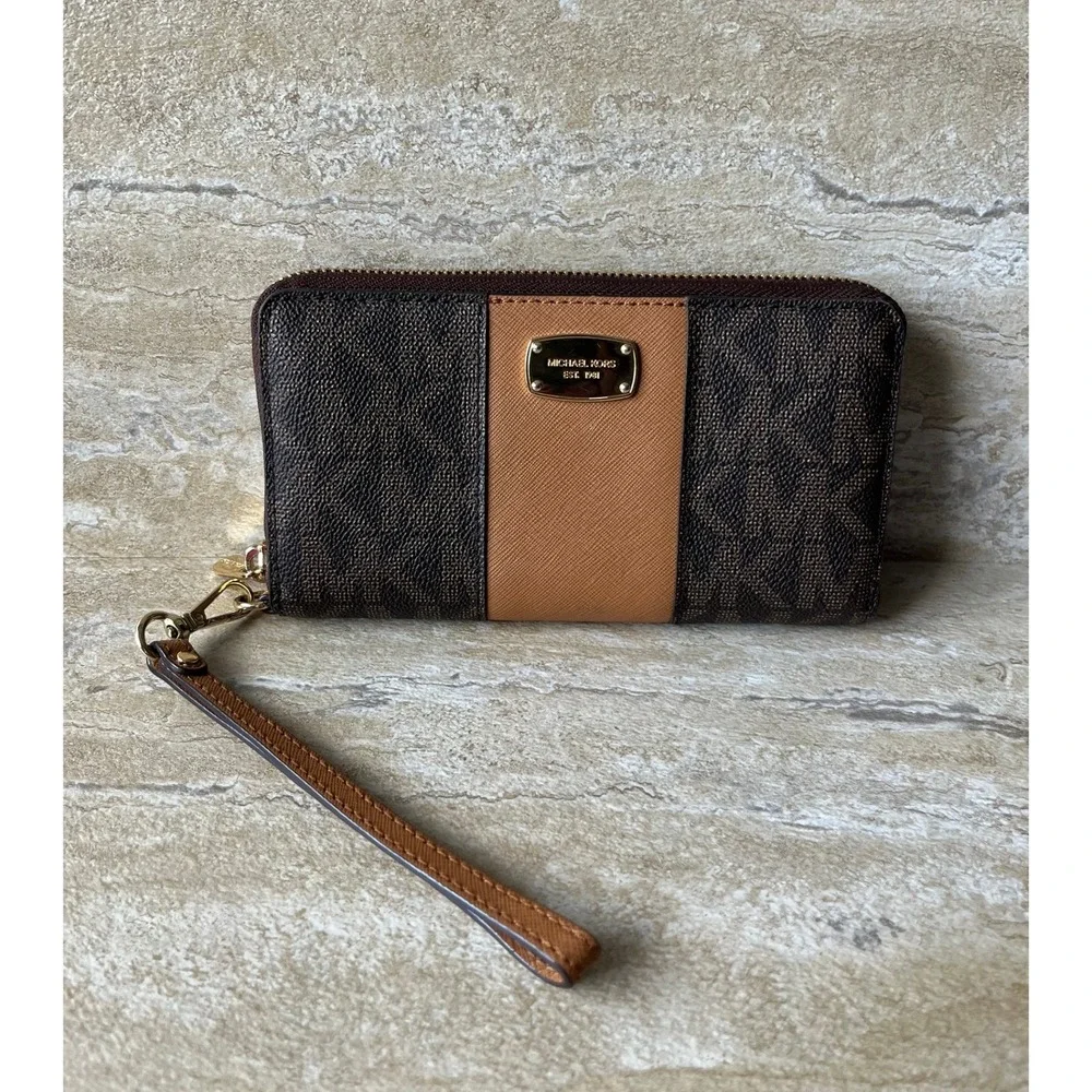 Michael Kors Wristlet Wallet Womens One Size Brown Signature Logo Zip Around